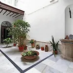 Piso Con Encanto Apartment *